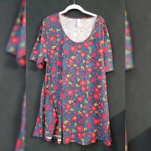 LuLaRoe Perfect Tee 2xl